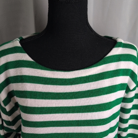 Green and White Striped Tunic Top with Long Sleeves. NWT. XL - Picture 4 of 6